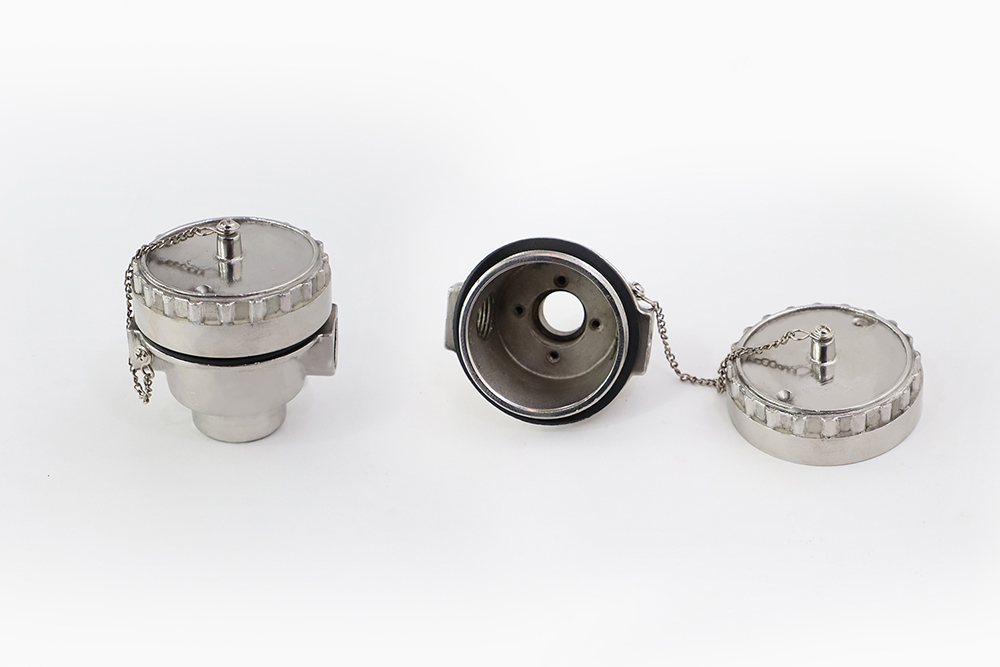 Manufacturer Of Thermo Couple Head Big SS Double Entry